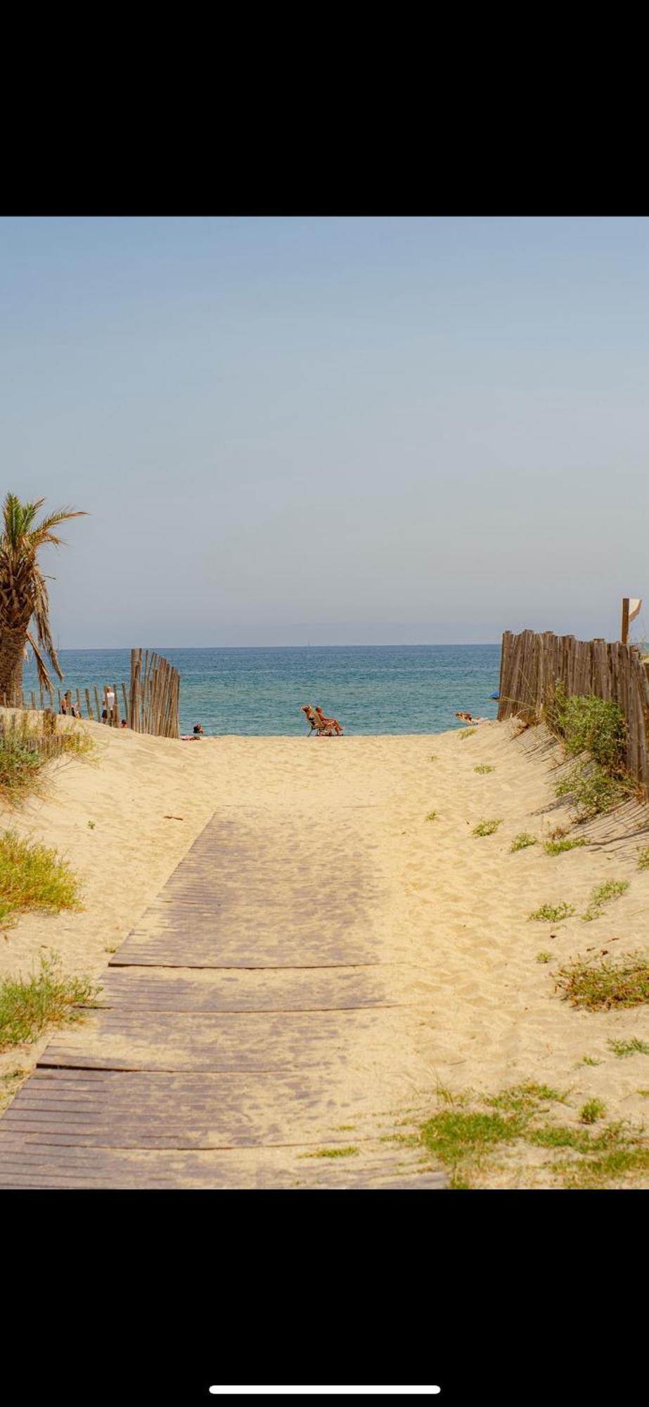 Apartment Agreable Les Pieds Dans L'eau Le Barcares